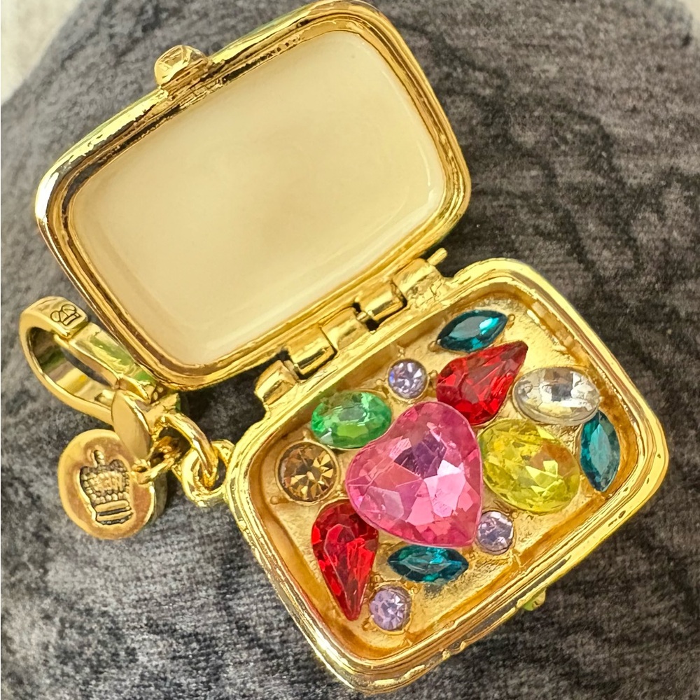 Juicy Couture Mint Box Charm ✨